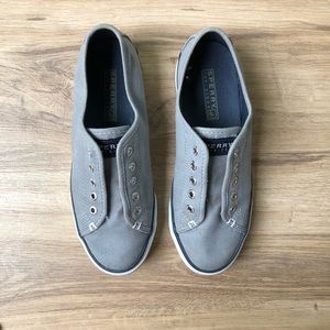 Sperry Seacoast Women's Gray Canvas Boat Size 5M